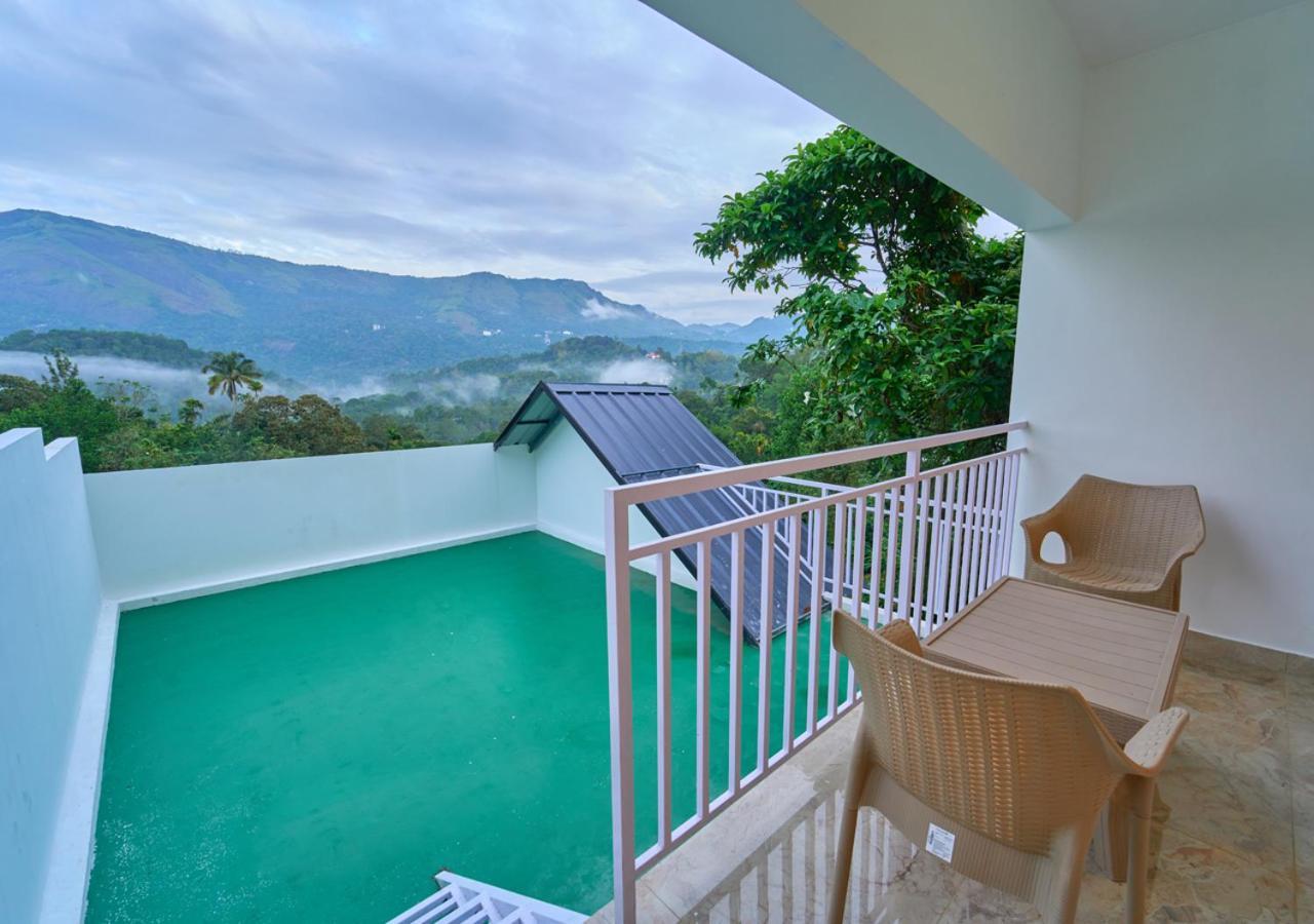 Ice Mist Pool Resort Munnar By Voye Homes Exterior photo